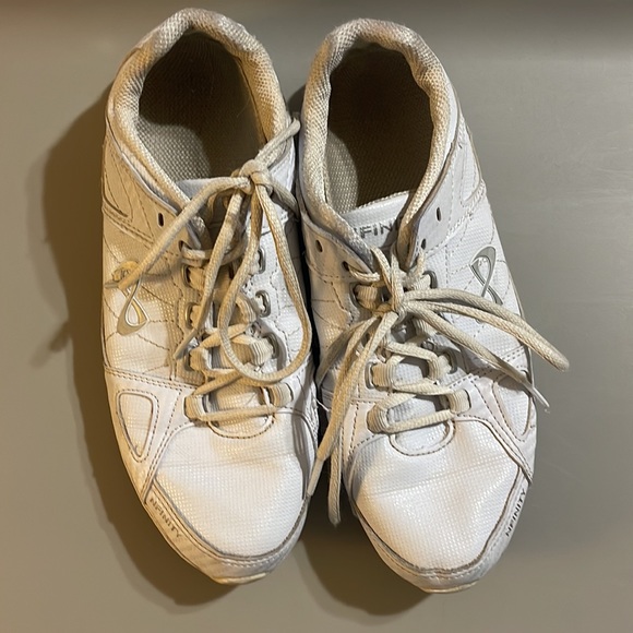 Infinity Rival Size 8 - Picture 2 of 5